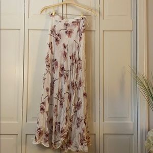 Long flowy maxi skirt